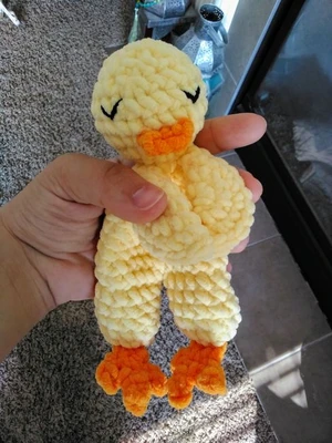 Sammy the Snuggly Duck  Low-Sew Crochet Pattern