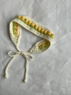 Tulip crochet headband