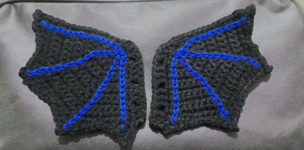BAT OR DRAGON SHOE WINGS