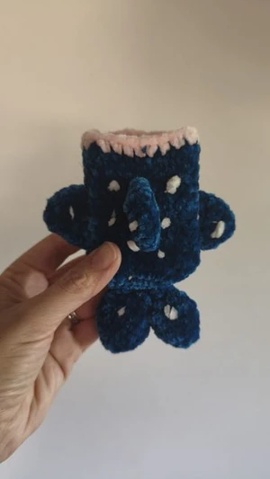 Spark the Matchbox Whale shark