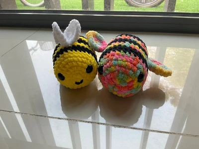 Bee plushie