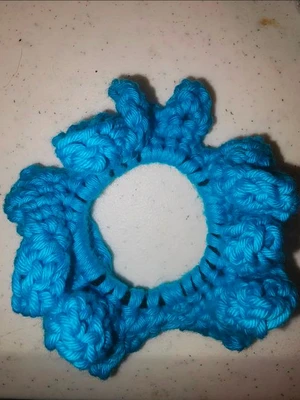 Shell Stitch Scrunchies