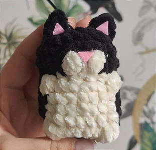No Sew - Mini tuxedo cat