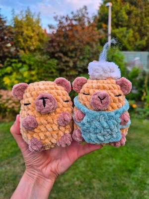 Chubby Capybara and Capybarista Amigurumi