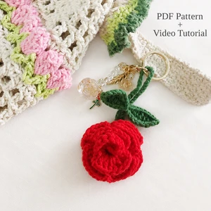 Rose Keychain Crochet Pattern + Video