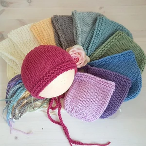 Easy Baby Bonnet in a simple Classic Style