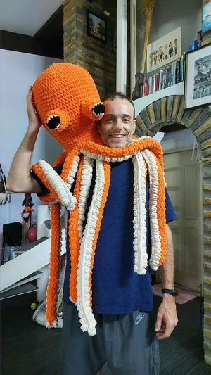 Giant Octopus Plush + Video Tutorial