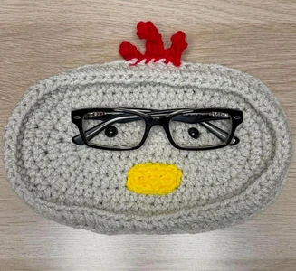 Handmade Crochet Chicken Eyeglasses Holder Pattern