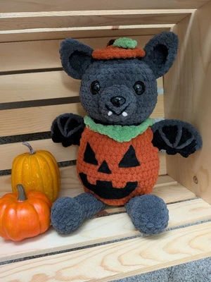 Edward the Pumpkin Bat