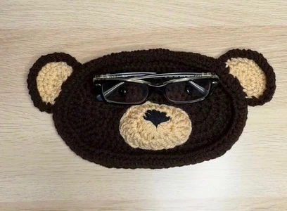 Handmade Crochet Monkey Eyeglasses Holder Pattern
