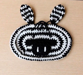 Handmade Crochet Zebra Eyeglasses Holder Pattern