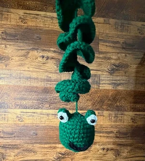 Handmade Crochet Frog Wind Spinner Pattern