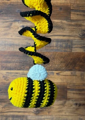 Handmade Crochet Bumblebee Wind Spinner Pattern