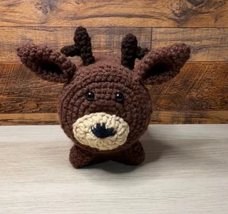 Handmade Crochet Deer Toilet Roll Cover Pattern