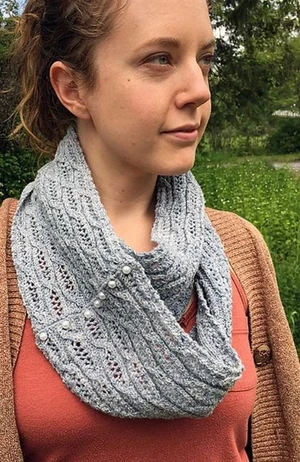 Sussex Lace Cowl
