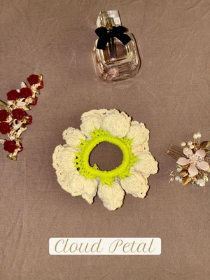 Cloud petal scrunchie
