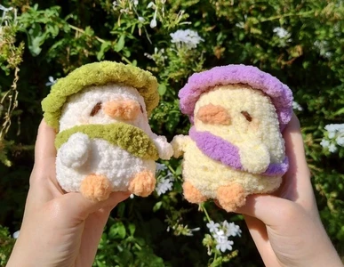 Elder Chick Lovers