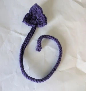 3-Petaled Flower Bookmark 1