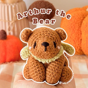 Arthur the Bear - Cozy Autumn Crochet Pattern ENG