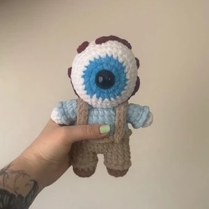 Mini Eyeball Head