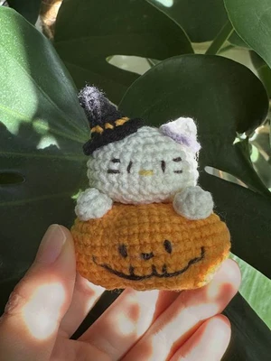 Halloween Pumpkin Kitty
