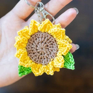 Sunflower keyring charm