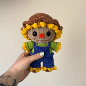 Mini Scarecrow