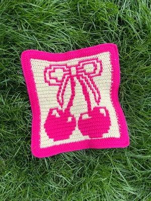 Cherry on top overlay mini mosaic crochet pattern