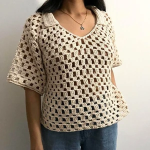 MESH COLLARED TOP