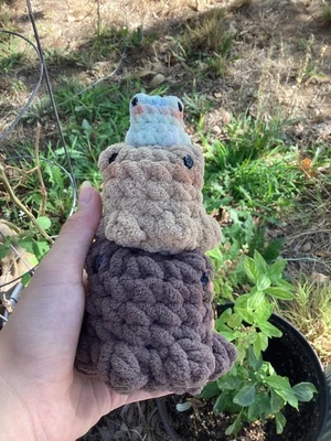 Tater the no-sew palm sized sitting toad/frog