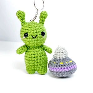 UFO & Alien Keychain
