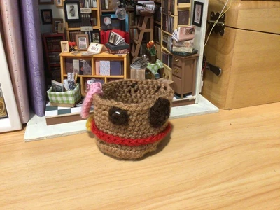 Mini Dog Trash Bucket