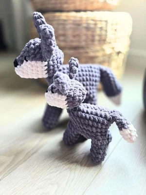 Poseable Mama Luna & Baby Lupin Wolf