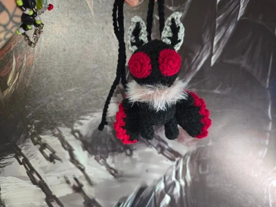 tiny mothman