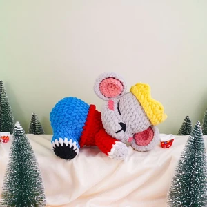 Royal Soldier Mouse Crochet Pattern