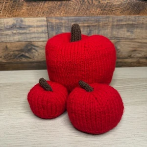 Handmade Apple Pet Toy Knitting Pattern