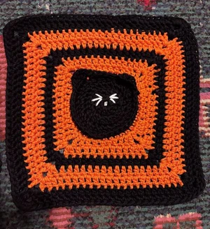 Halloween black cat grannie square washcloth