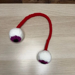 Handmade Eyeball Under The Door Cat Toy Knitting Pattern