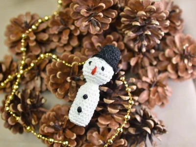 Snowman crochet pattern (Bonhomme de neige - patron de crochet)