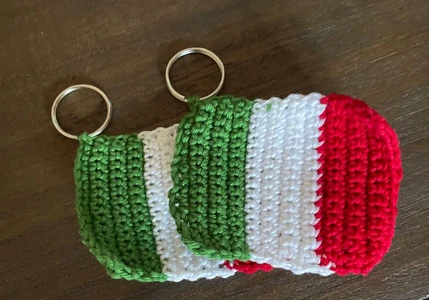 Italian flag keychain