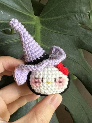 Witch kitty