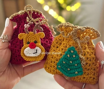 DIY Crochet Christmas Applique | Tree & Reindeer Decor
