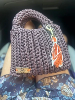 Autumn Chocolate Bag Crochet: Crochet pattern | Ribblr