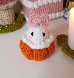 Ghost on a Pumpkin Amigurumi