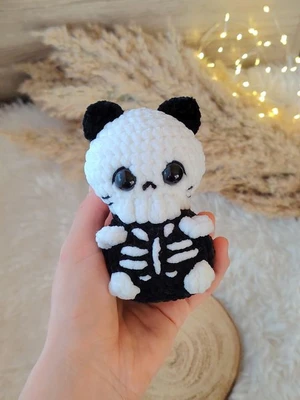 Skeleton Cat No-Sew Crochet Pattern