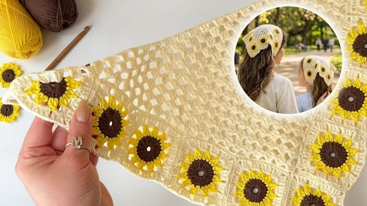 Sunflower Corner Motif Bandana