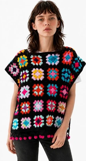 Pompom Crochet Poncho