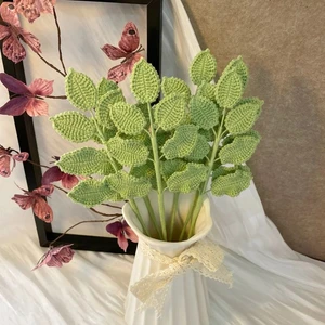 How to Crochet Rose Leaves