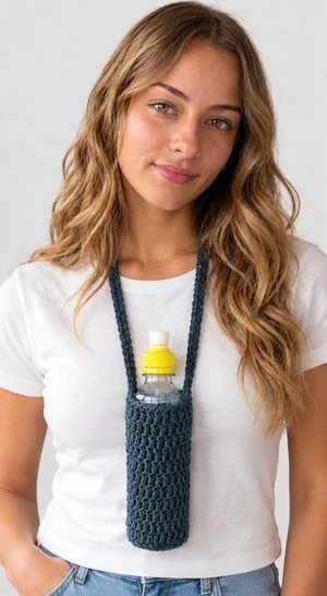 CROCHET WATER BOTTLE HOLDER