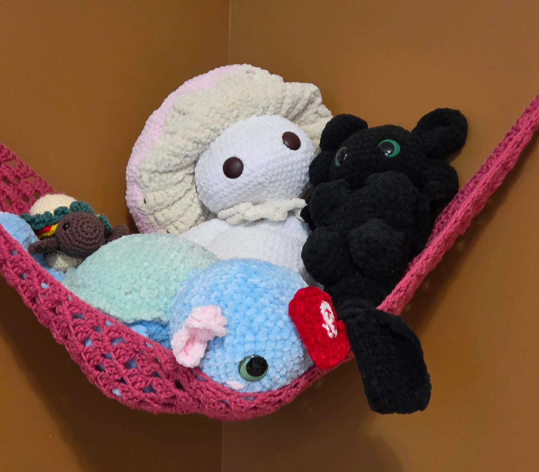 Hooks by bella shop banner